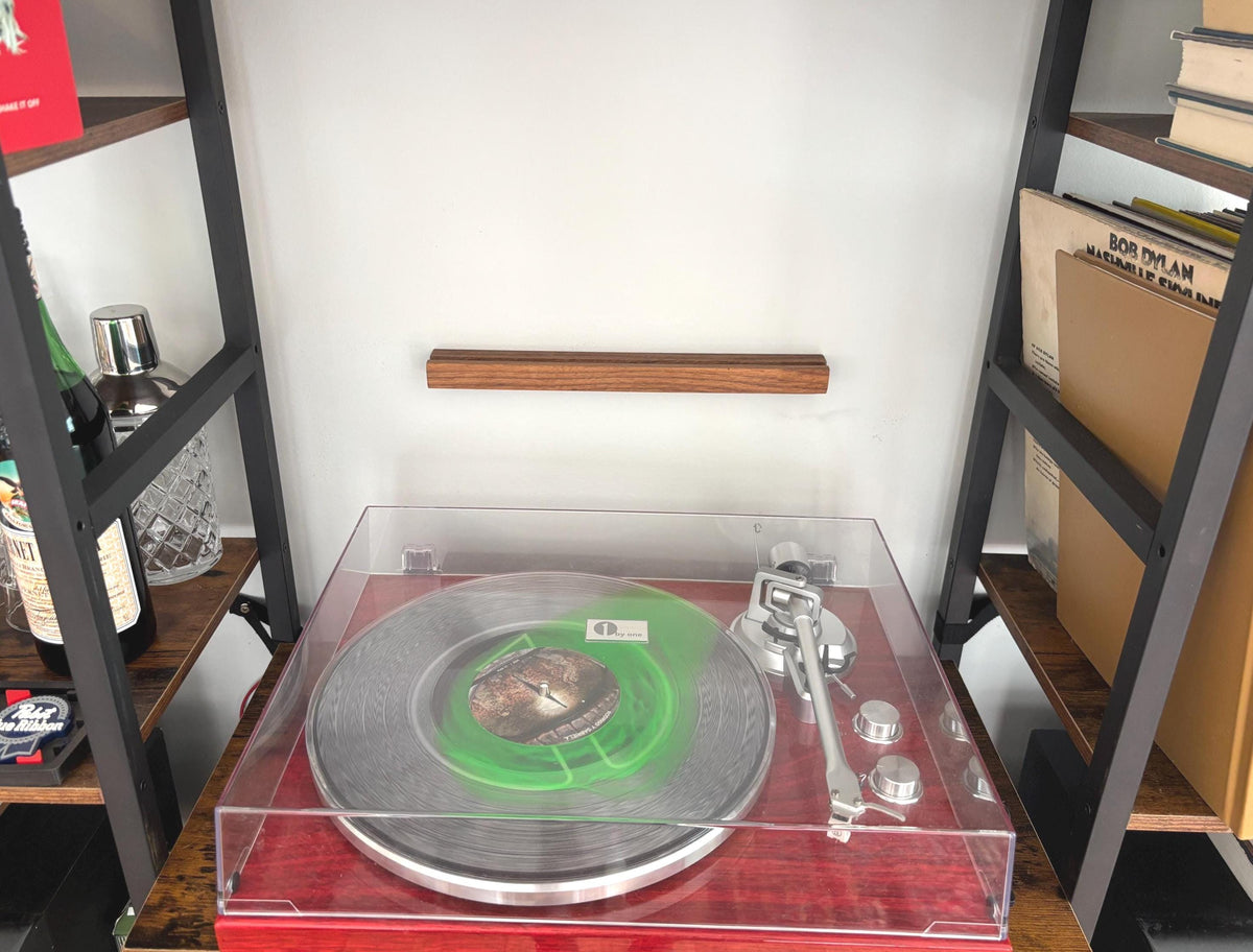 Vinyl Record Floating Shelf - Display Your Album Artwork