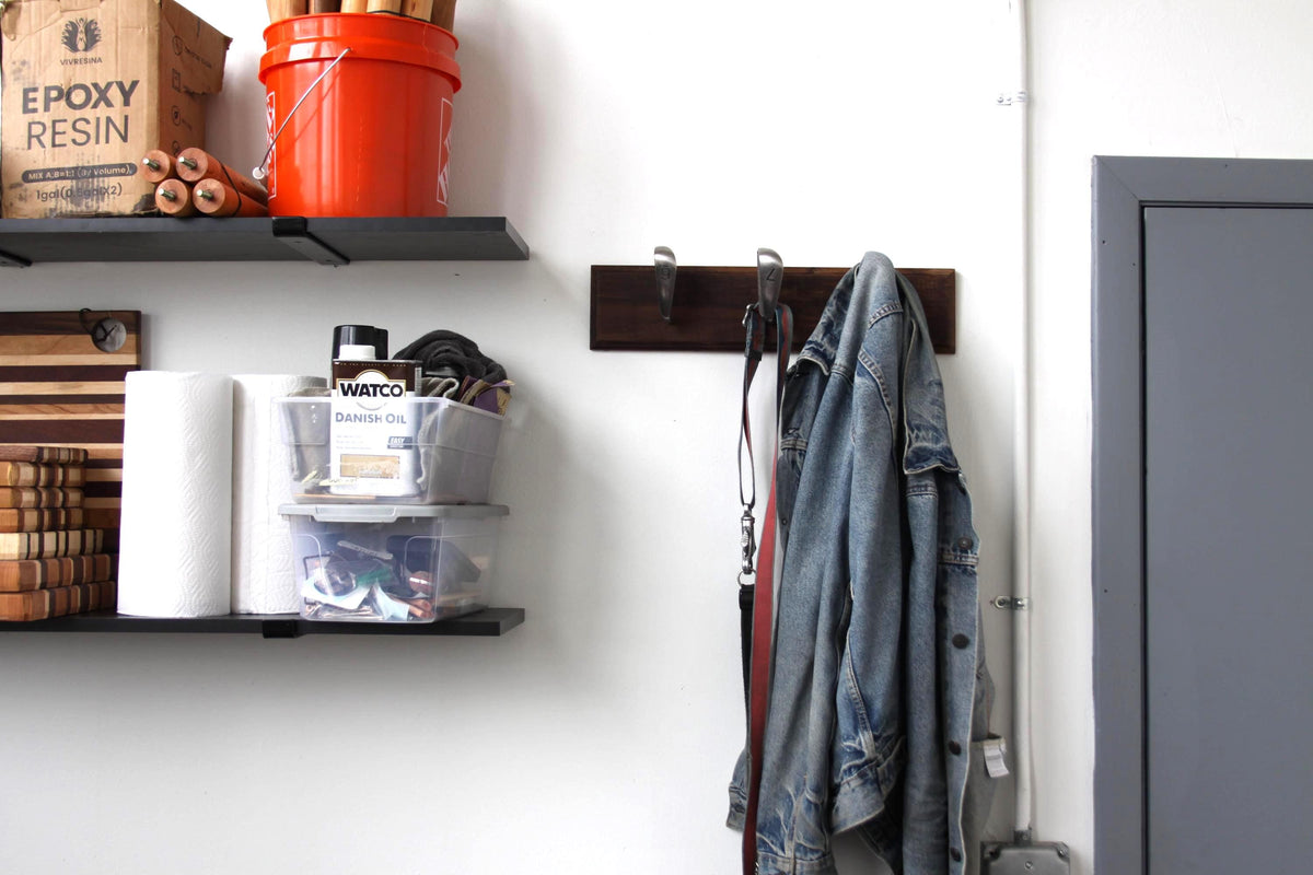 Golf Club Coat Rack – Multi-Hook Iron Club Head Hanging Fixture