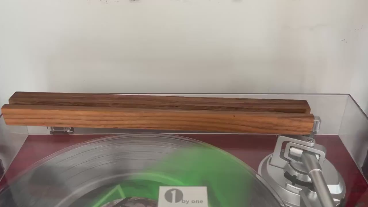 Vinyl Record Floating Shelf - Display Your Album Artwork